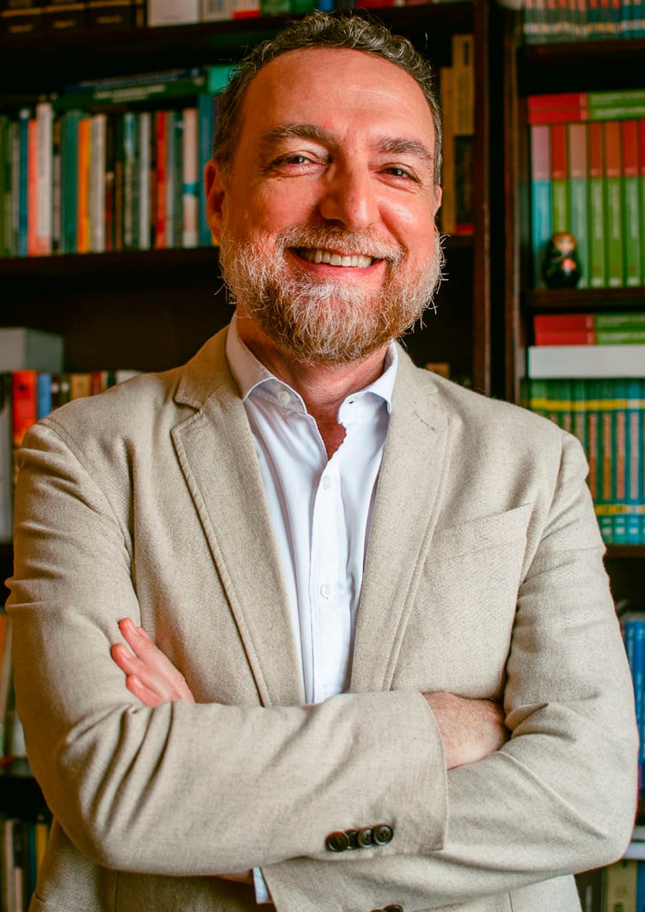Prof. Rogério Rocco